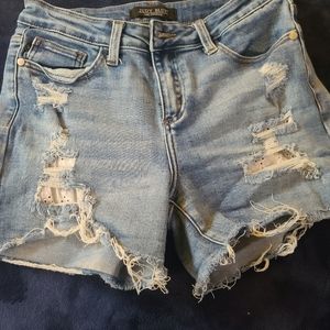 Judy Blue size M patch shorts